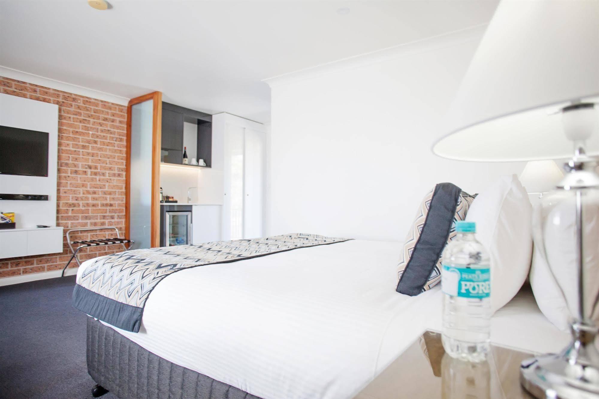 Bluegum Dubbo (Adults Only) Motel Ngoại thất bức ảnh